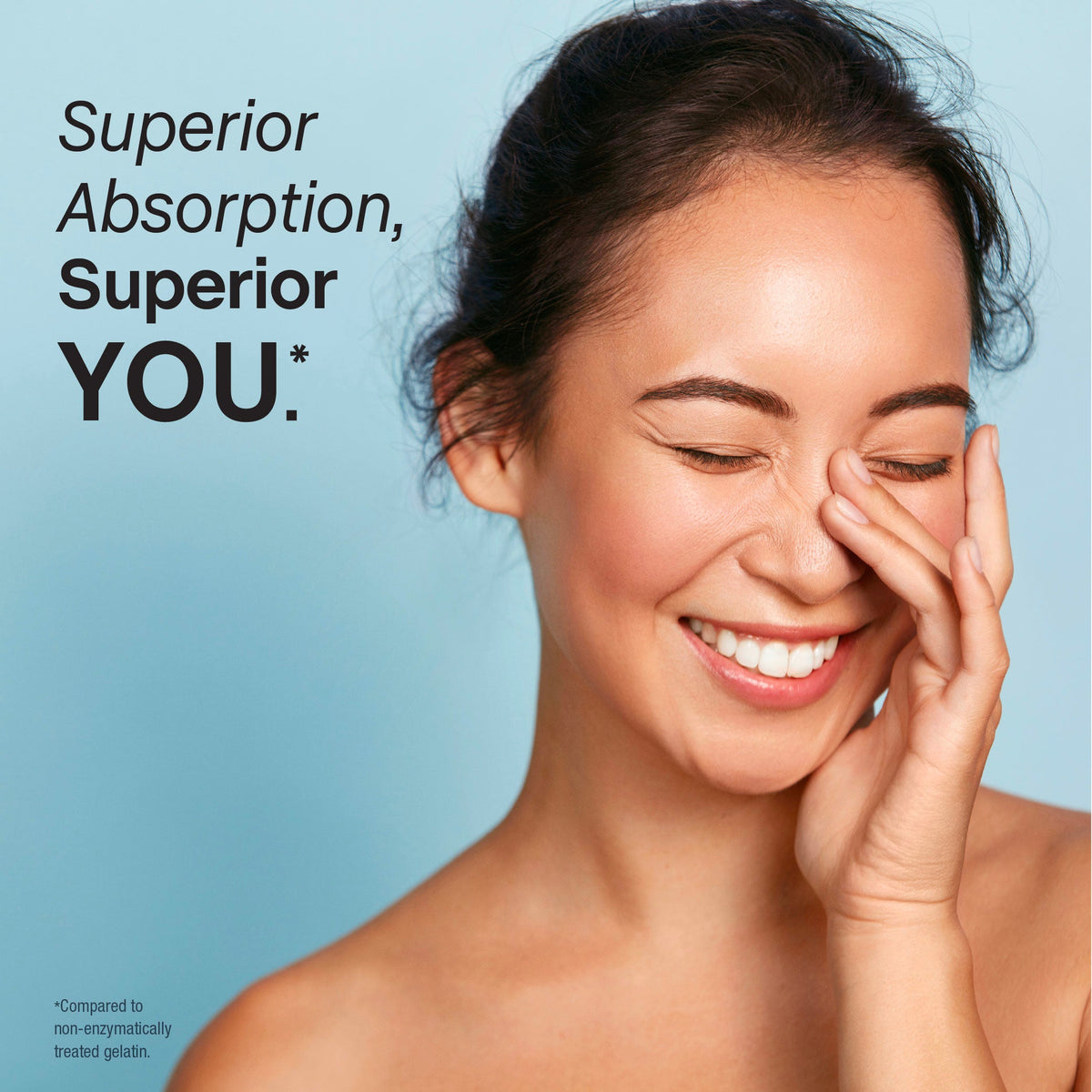 Mujer sonriendo con el texto Superior Absorption